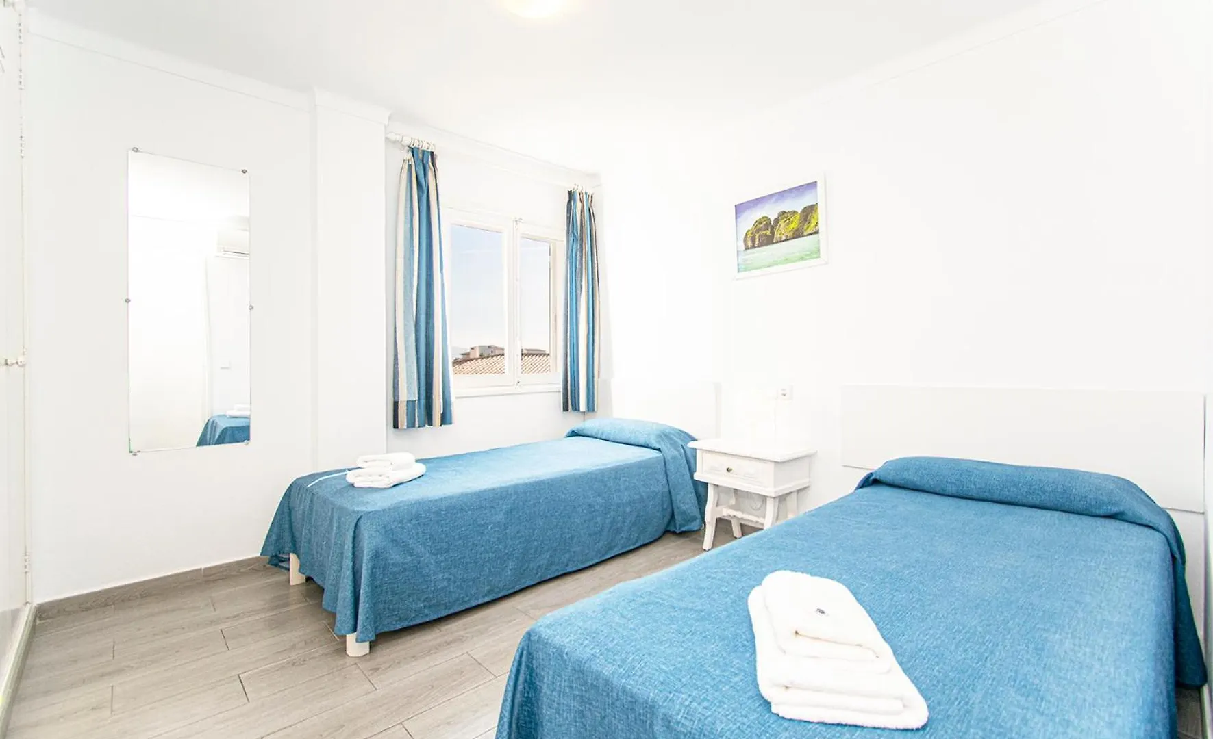 Apartamentos Falco Port de Pollenca Aparthotel